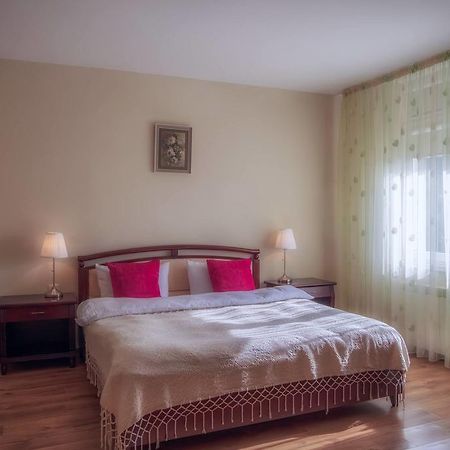 Pensiunea Boema Piatra Neamţ 外观 照片